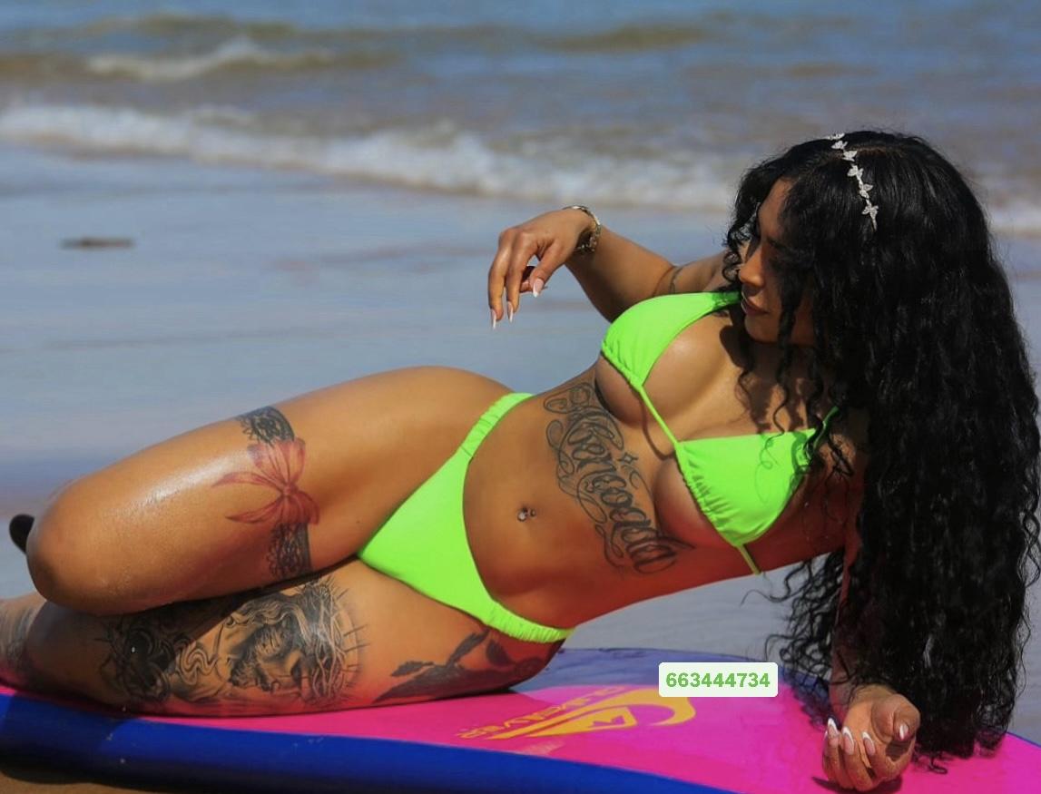 Chica busca chico en Almería: 