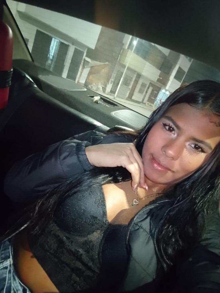 604216041: Chica busca chico en Córdoba