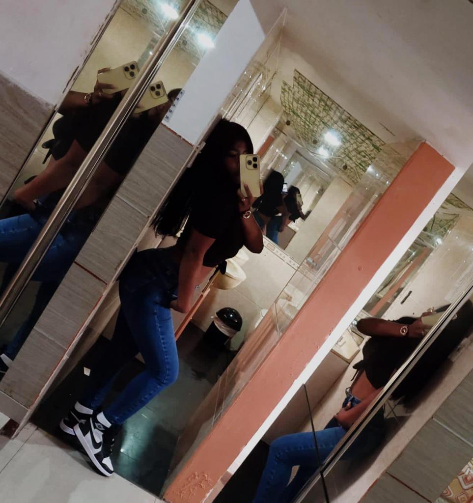 604216041: Chica busca chico en Córdoba