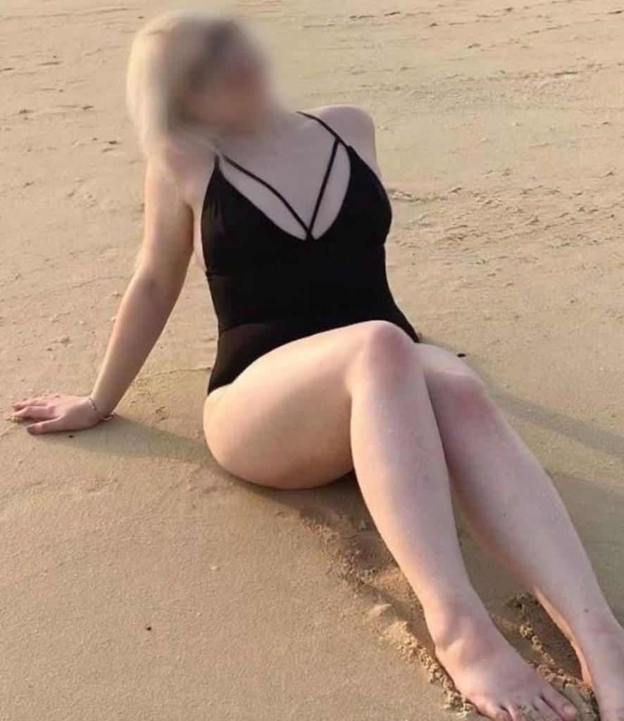 613789534: Chica busca chico en Tarragona