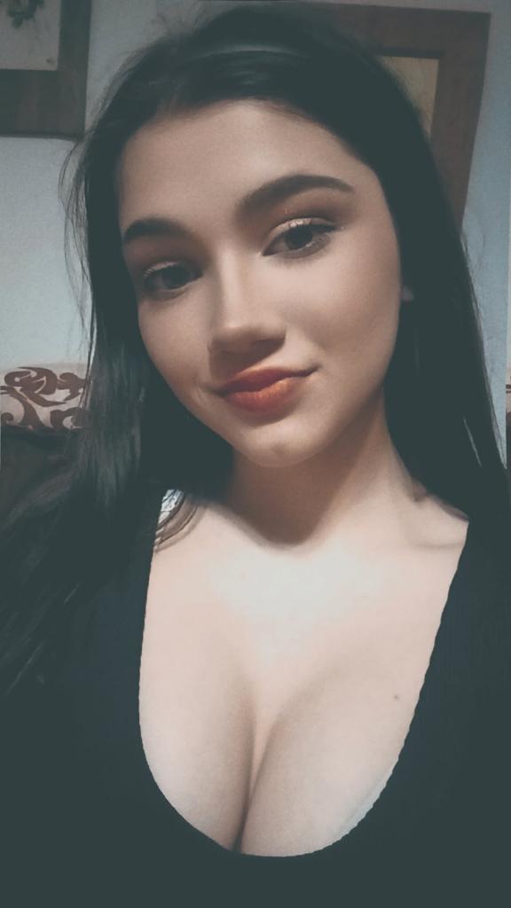 671284097: Chica busca chico en Barcelona