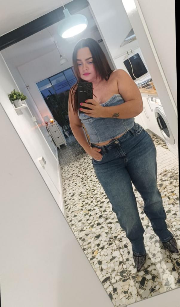 603801864: Chica busca chico en Murcia