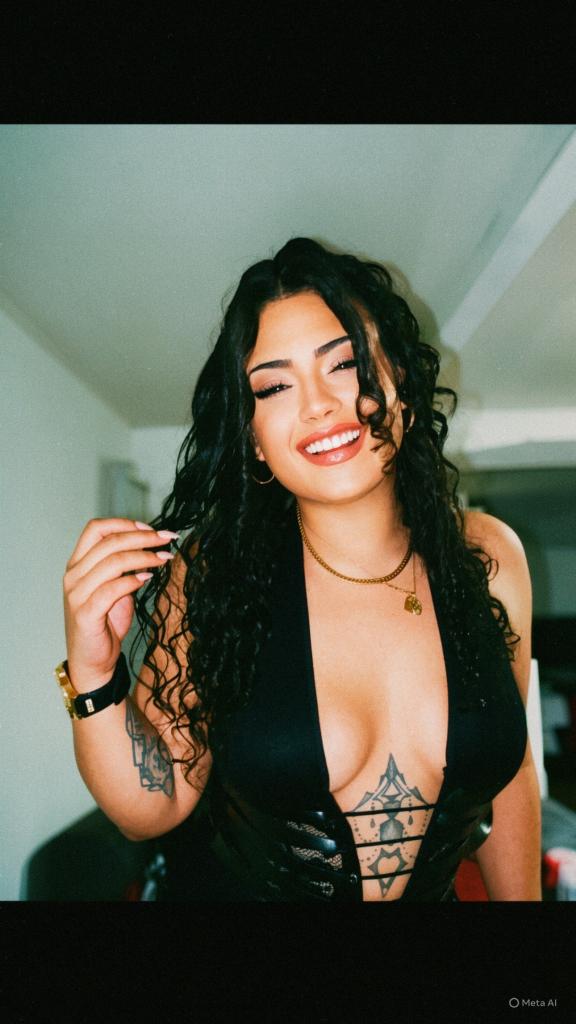 670052647: Chica busca chico en Málaga