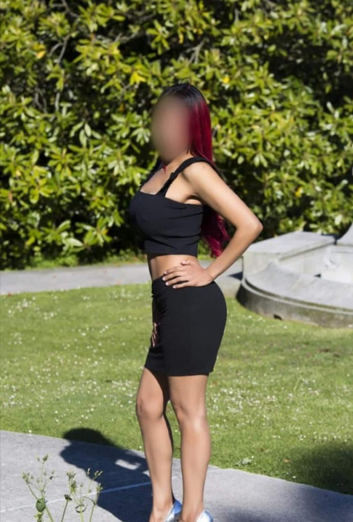642859022: Chica busca chico en Sevilla