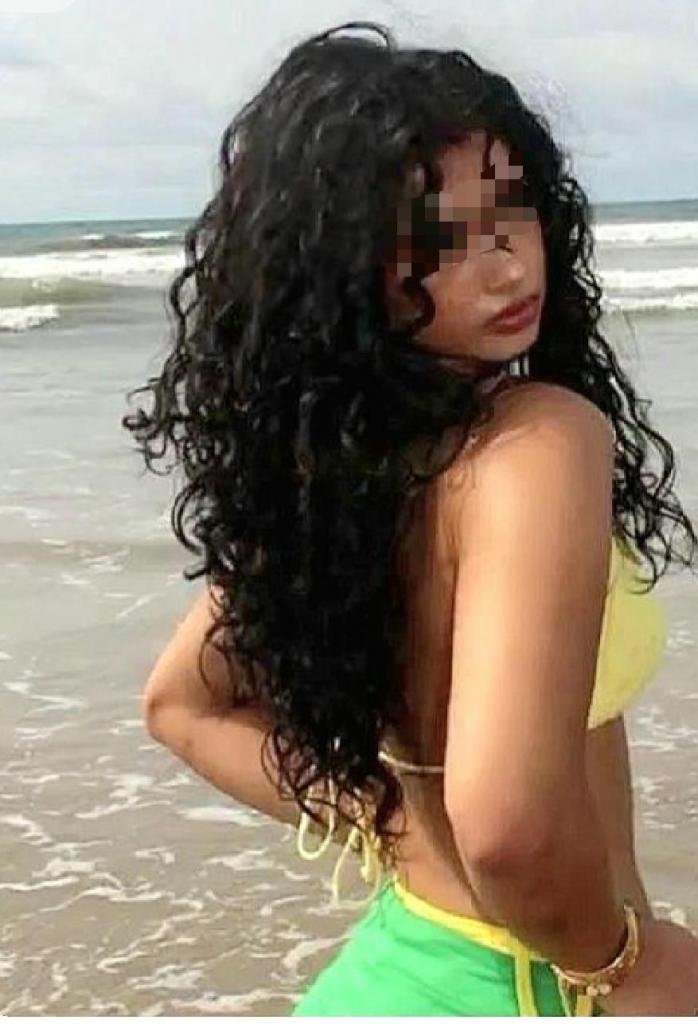 Chica busca chico en Las Palmas: Chica busca chico