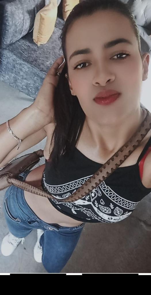 632286445: Chica busca chico en León