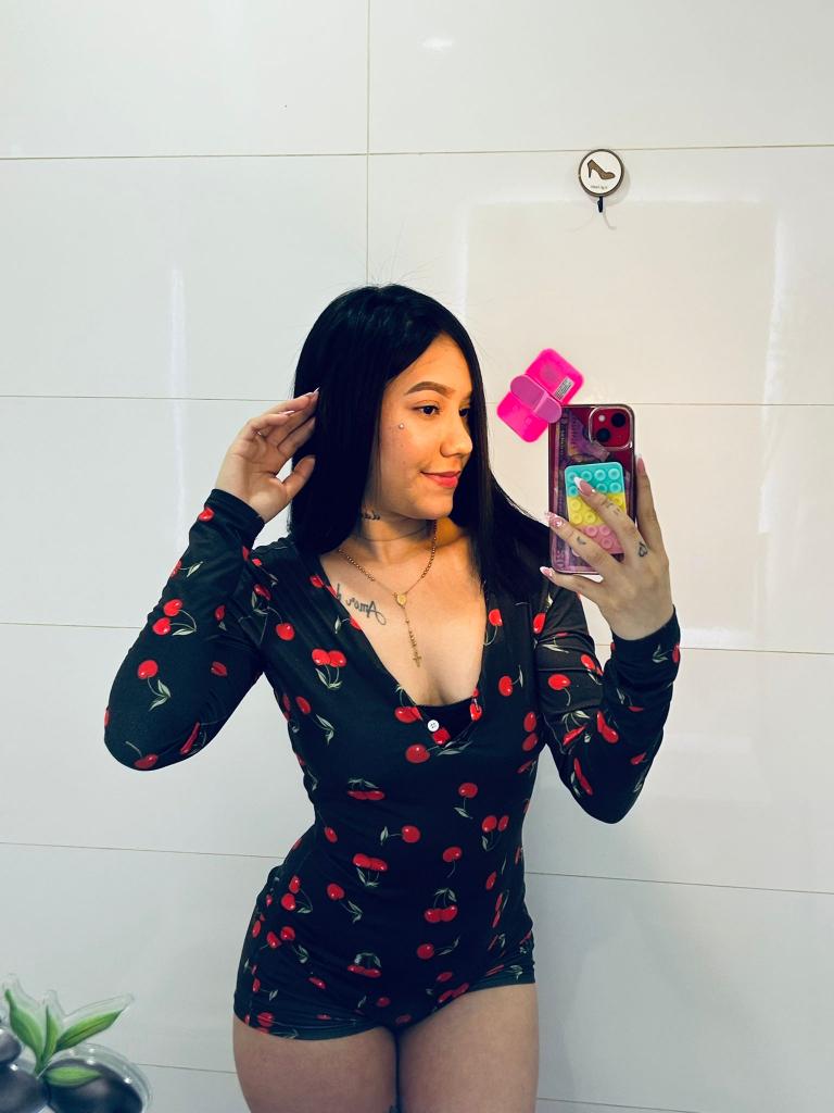 Chica busca chico en Málaga: Chica busca chico