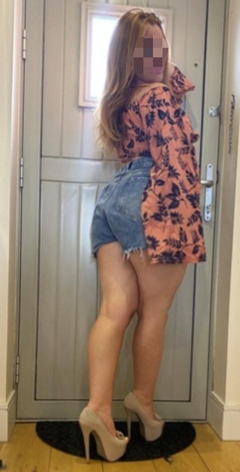 632831726: Chica busca chico en Segovia