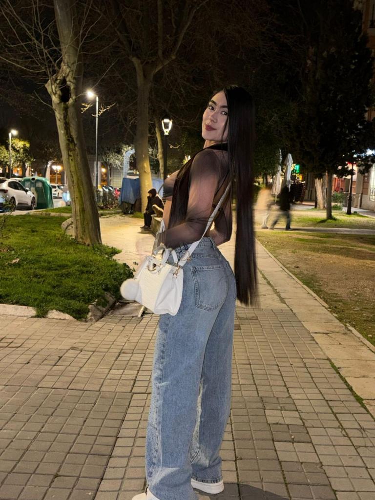 Chica busca chico en Alicante: 