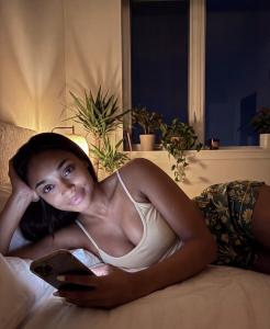 611339238: Chica busca chico en Cádiz