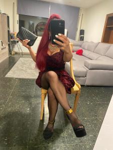 722763623: Chica busca chico en Barcelona