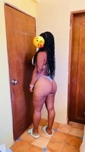 617976144: Chica busca chico en Barcelona