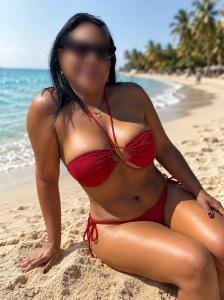 613796843: Chica busca chico en Madrid