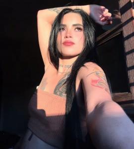 662585079: Chica busca chico en Madrid