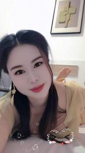643871861: Chica busca chico en Madrid