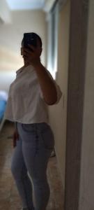 627480125: Chica busca chico en Sevilla