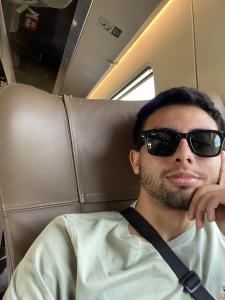 604368945: Chico busca chica en Barcelona