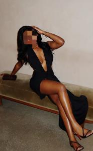 643675871: Chica busca chico en León