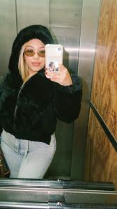 647893134: Chica busca chico en León