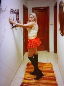 653213482: Chica busca chico en La Coruña