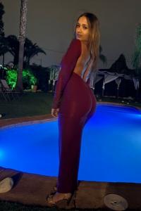 667724181: Chica busca chico en Valencia