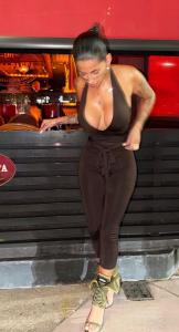695608566: Chica busca chico en Ibiza