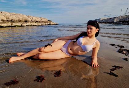 671284097: Chica busca chico en Barcelona