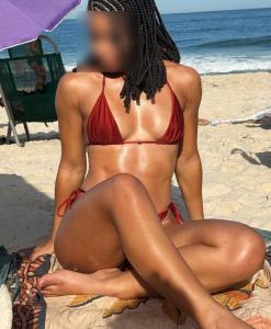 663195950: Chica busca chico en Tarragona