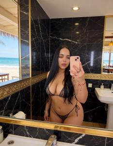 604283469: Chica busca chico en Málaga