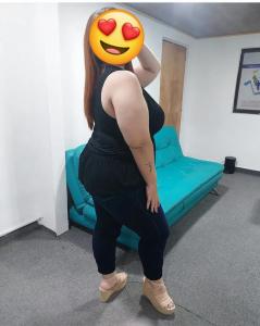 624007911: Chica busca chico en Barcelona