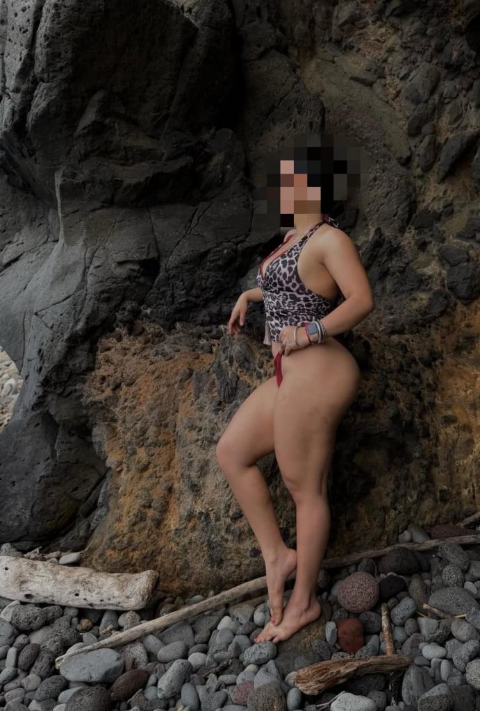 Chica busca chico en Huelva: 