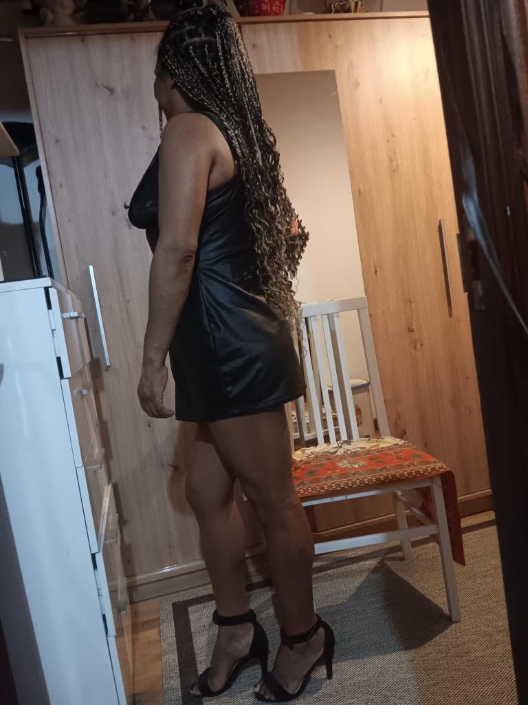 Chica busca chico en Cantabria: 
