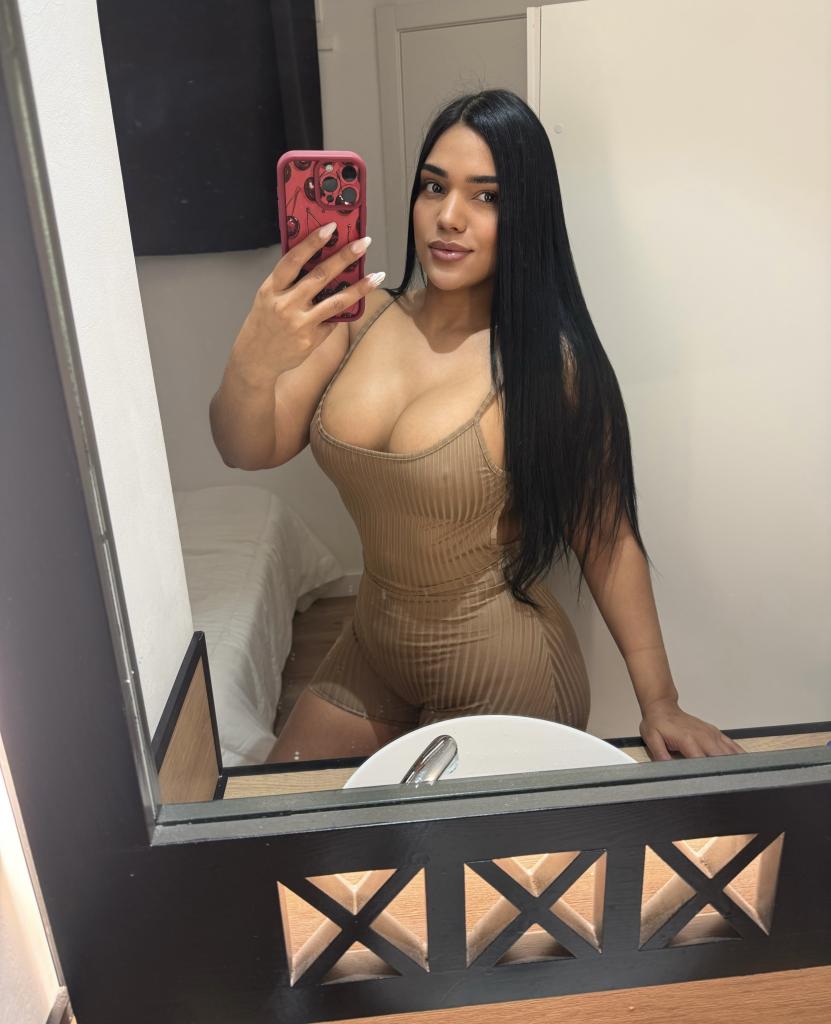 631012190: Chica busca chico en Tarragona