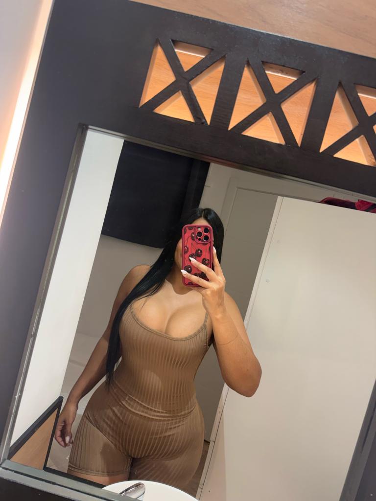 631012190: Chica busca chico en Tarragona