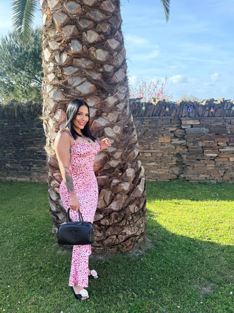 602357858: Chica busca chico en La Coruña