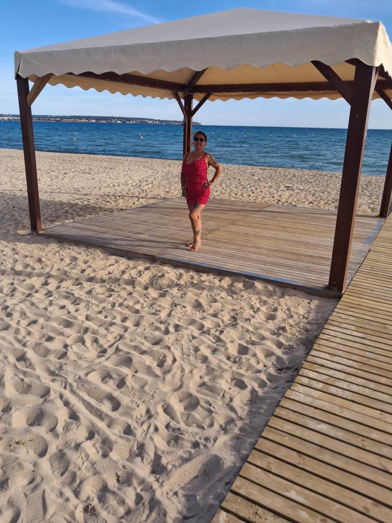 672528538: Chica busca chico en Mallorca