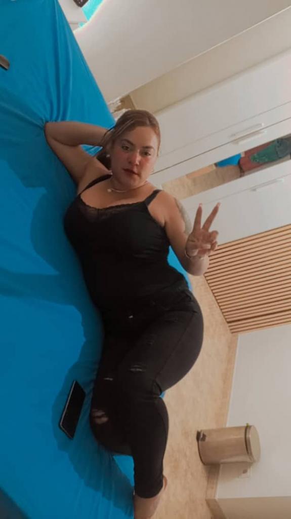 672528538: Chica busca chico en Mallorca