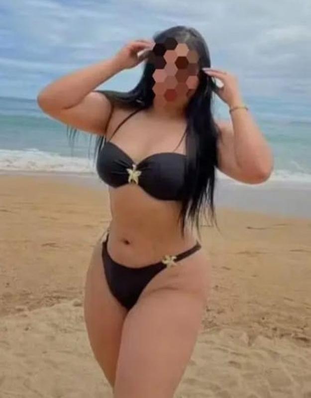 643703733: Chica busca chico en La Coruña