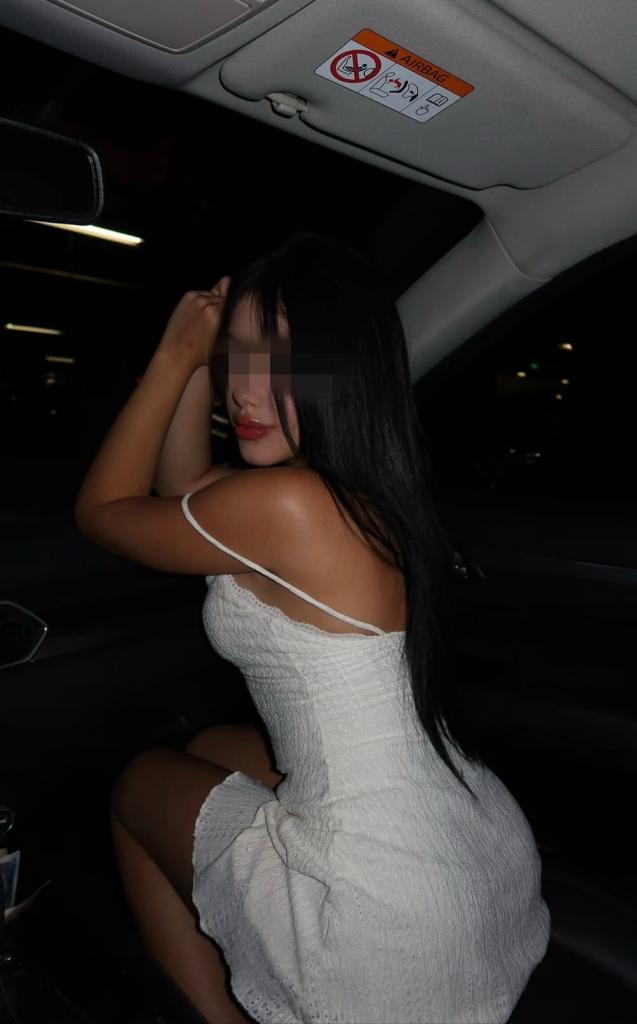 Chica busca chico en Almería: 