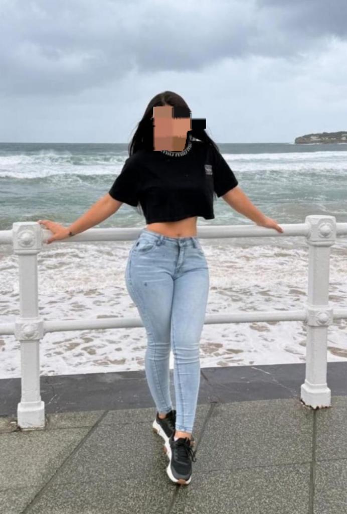 Chica busca chico en Cádiz: 