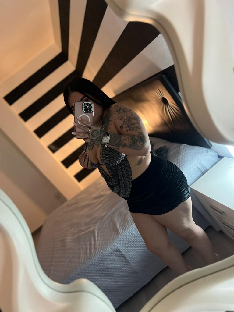 Chica busca chico en Valencia: Chica busca chico
