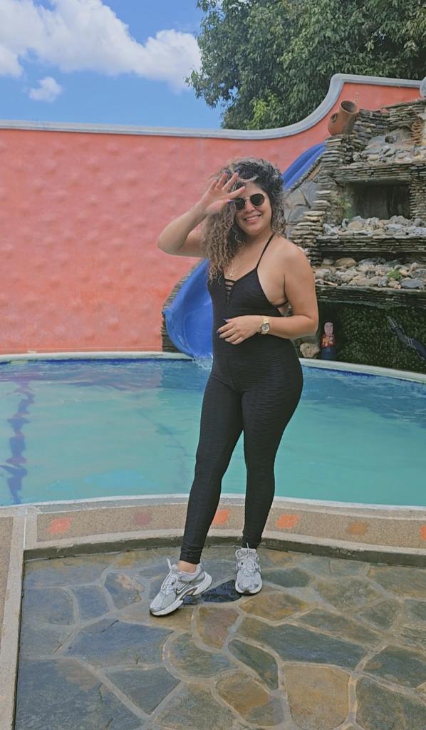 Chica busca chico en Granada: 