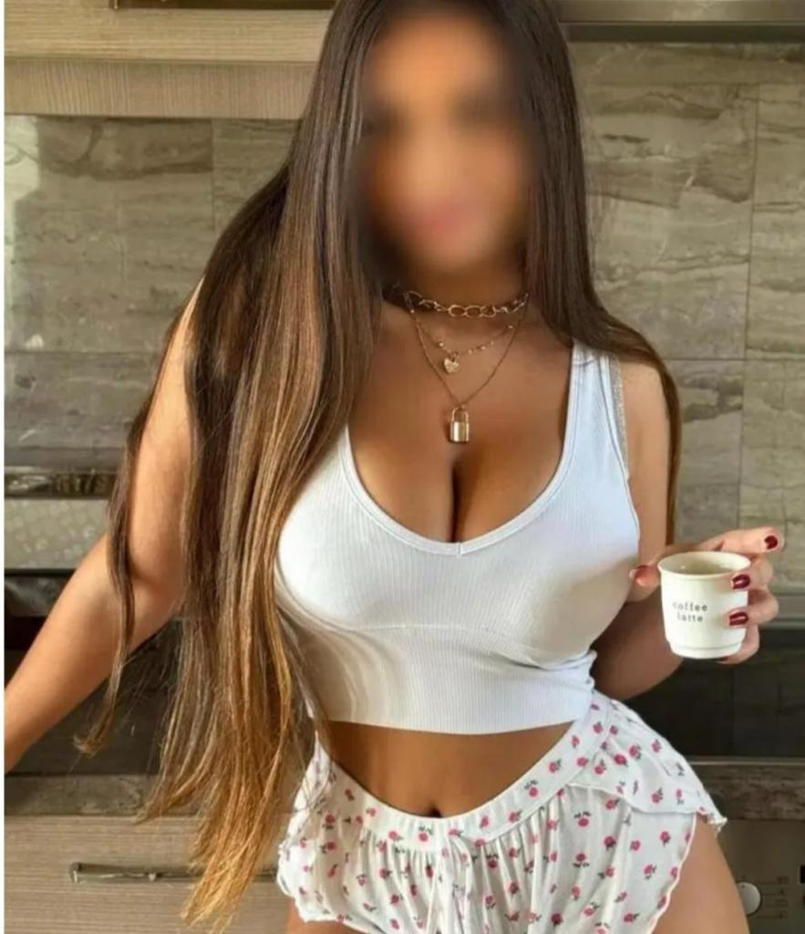 Chica busca chico en Granada: 