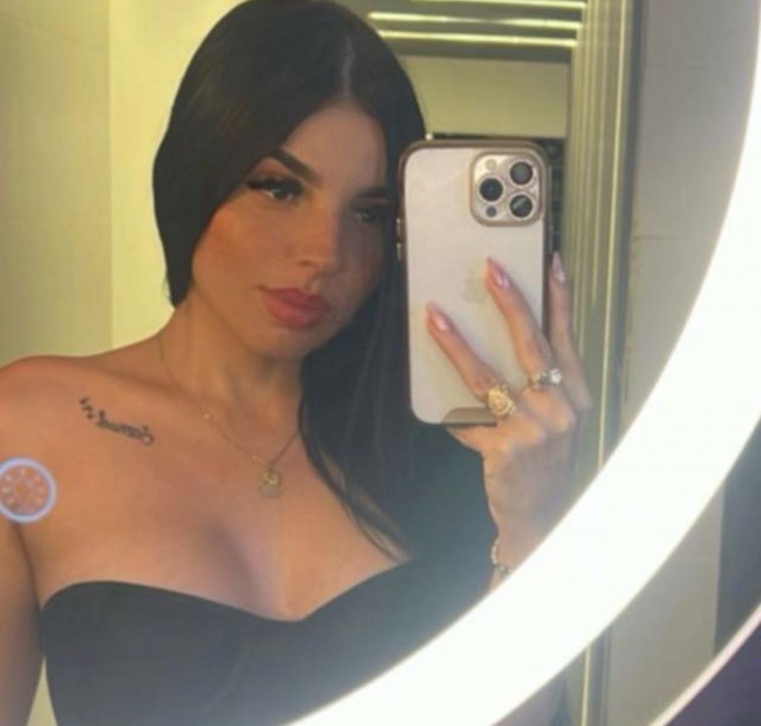 Chica busca chico en Alicante: Chica busca chico