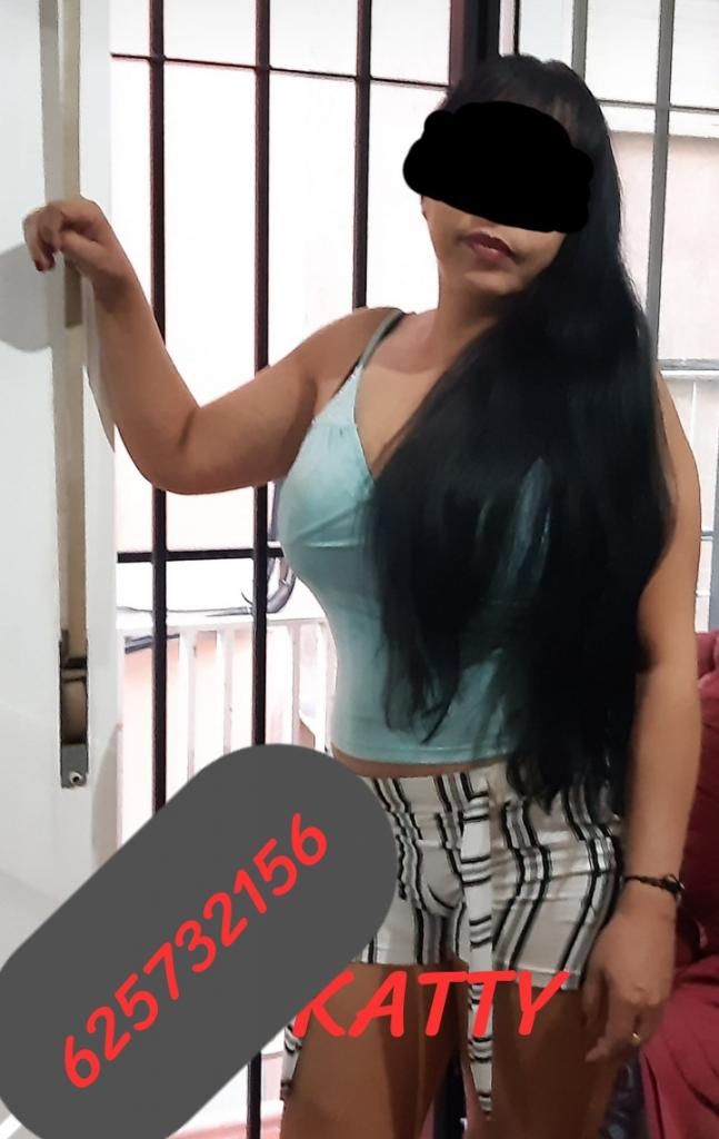 640554369: Chica busca chico en Granada