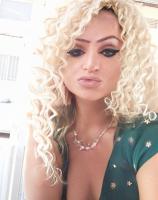 697393245: Chica busca chico en Valencia