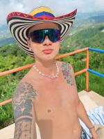 613897639: Chico busca chica en Barcelona