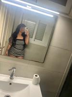 613695404: Chica busca chico en Valencia