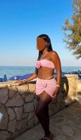 610933944: Chica busca chico en Gerona