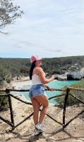 655277087: Chica busca chico en Menorca